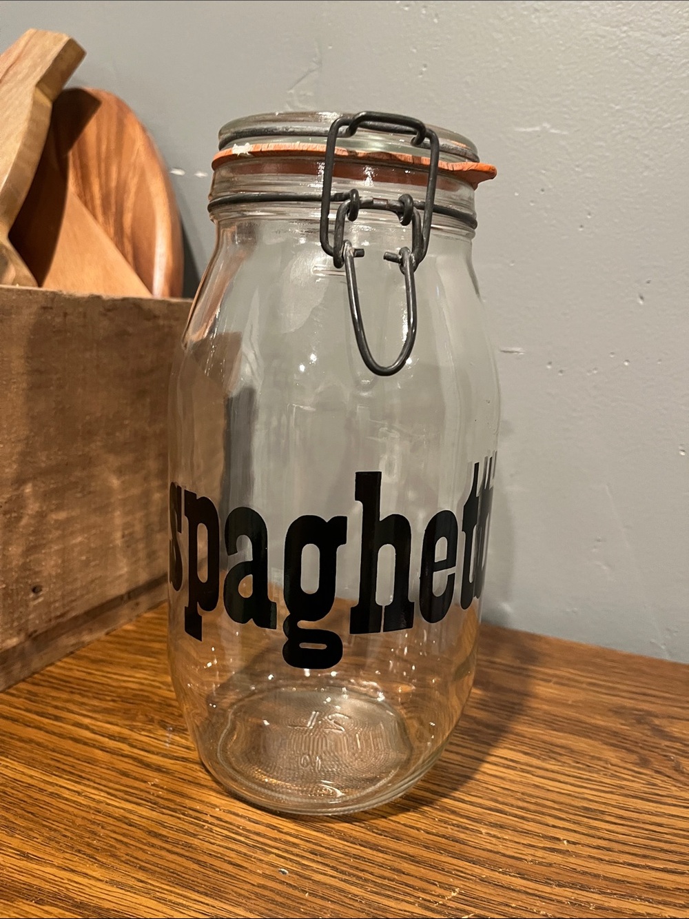 Vintage Spaghetti Glass Jar Canister Container Wire Hinged Metal Bale 2L